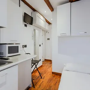 https://chambre-de-bonne-s-ambrogio.italymilanhotels.net